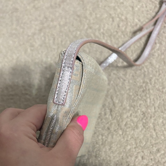Fendi Crossbody - Picture 5 of 14